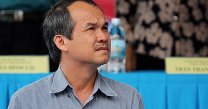 2 cong ty cua bau Duc bi nhac nho vi cham cong bo thong tin hinh anh