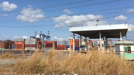 Nhung 'dai bang' dang gay canh: Tiep tuc do tien xuong bien hinh anh