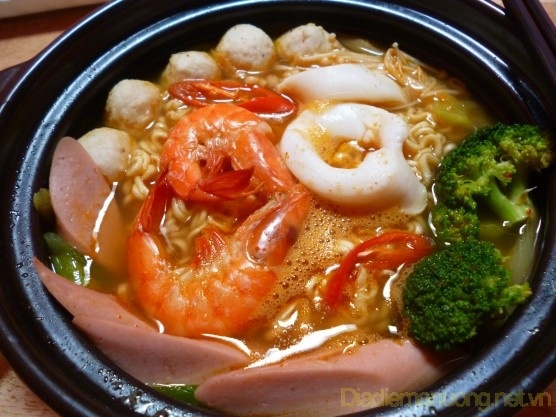 No ro kinh doanh mi cay 7 cap do o Sai Gon hinh anh