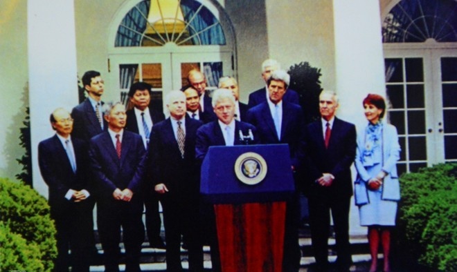 Quan he giao thuong Viet - My 21 nam nhin lai hinh anh