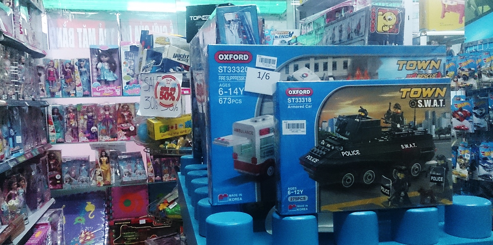 mua do choi ngay 1/6 anh 1