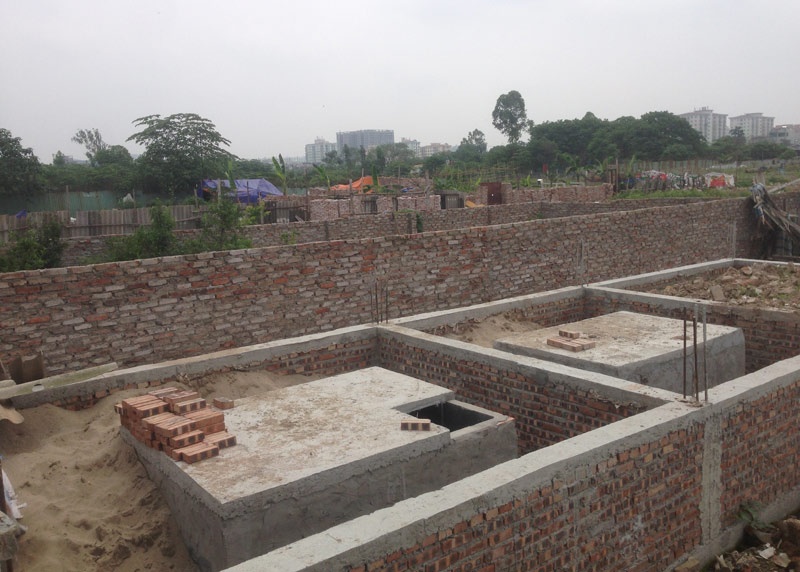 Giua Thu do: O at bam ruong, phan lo xay nha trai phep hinh anh