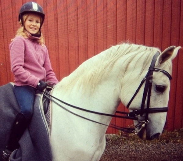 Nu ty phu sinh nam 97 tre tuoi nhat the gioi anh 9