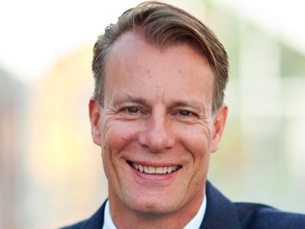 Nu ty phu sinh nam 97 tre tuoi nhat the gioi anh 2