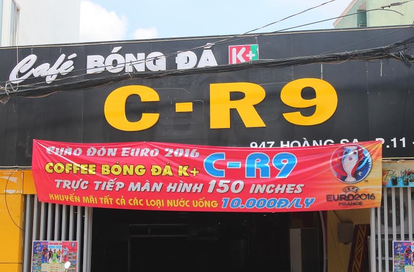 quan nhau thuc ban mua Euro anh 1