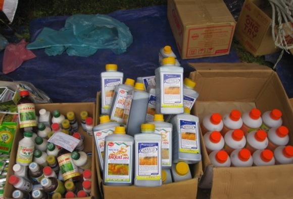 Moi ngay chi 20 ty dong nhap thuoc tru sau cua Trung Quoc hinh anh