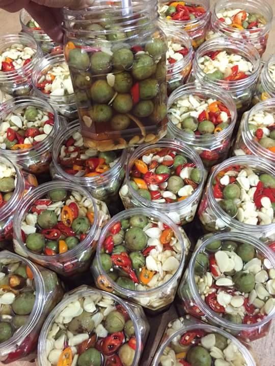 Nhan vien ngan hang cong lung lam them: Lai 2 trieu mot ngay hinh anh