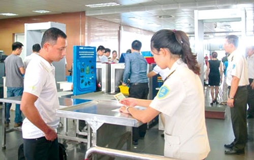 CMND cat goc co duoc chap nhan khi di may bay? hinh anh