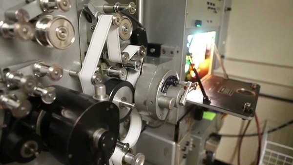 10 cong viec som bien mat tai My anh 5