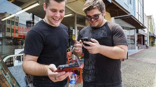 pokemon go thu loi khung tu khi ra mat anh 1