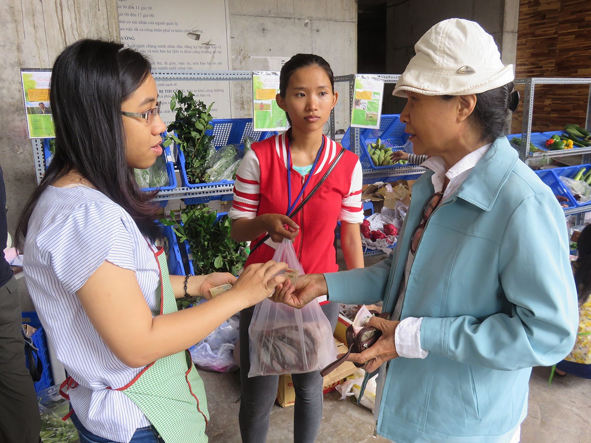 phiên chợ sạch của người dân sài gòn ảnh 9 phien cho sach cua nguoi dan sai gon anh 9