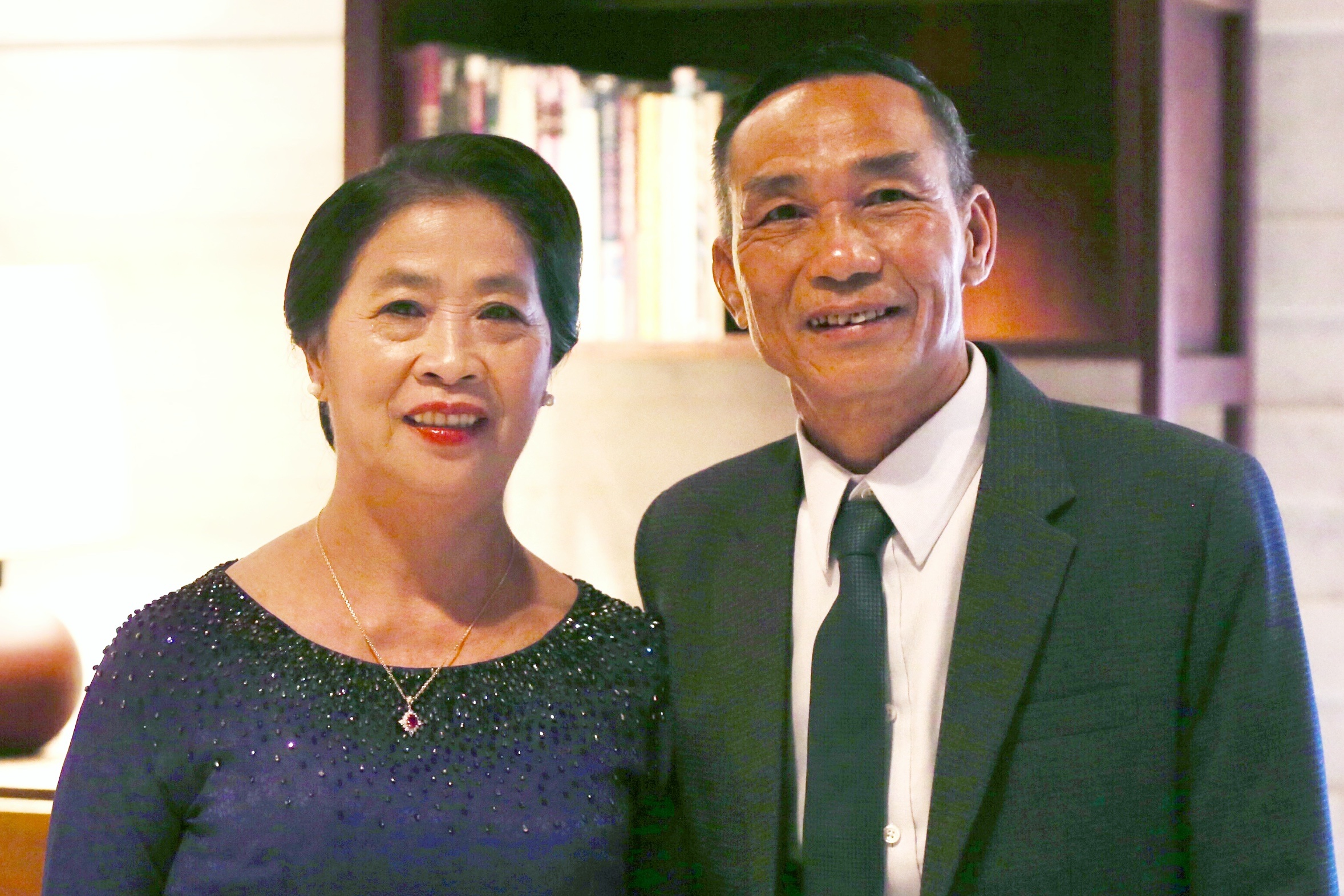 Bo Cong Phuong: 'Mong hai con hanh phuc tron doi' hinh anh