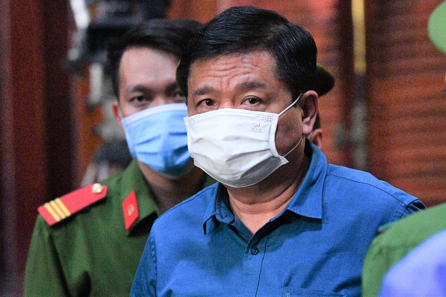 Ong Dinh La Thang: 'Toi chiu trach nhiem la nguoi dung dau' hinh anh