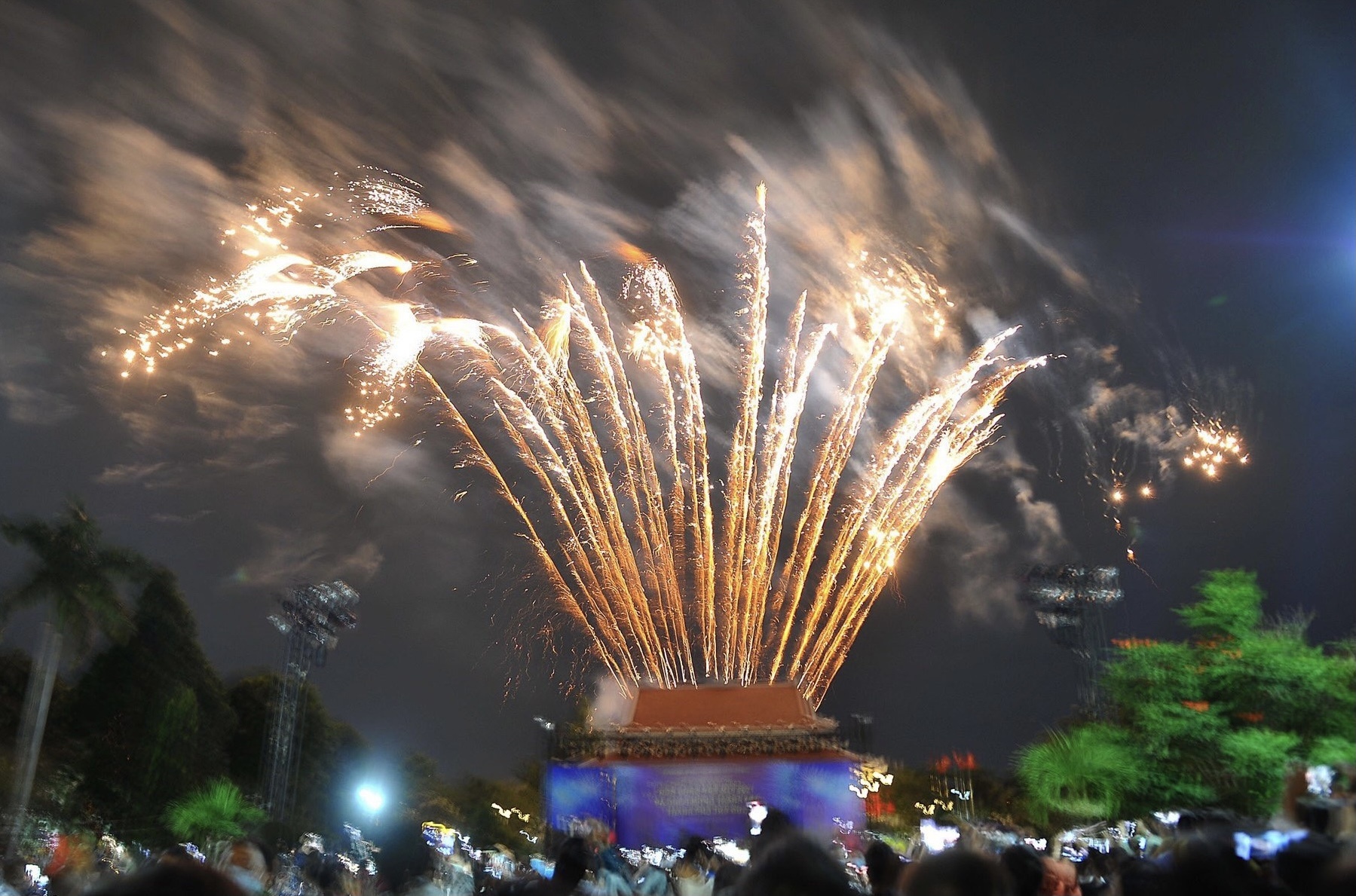 Man phao hoa chao don nam moi tai TP Thu Duc hinh anh