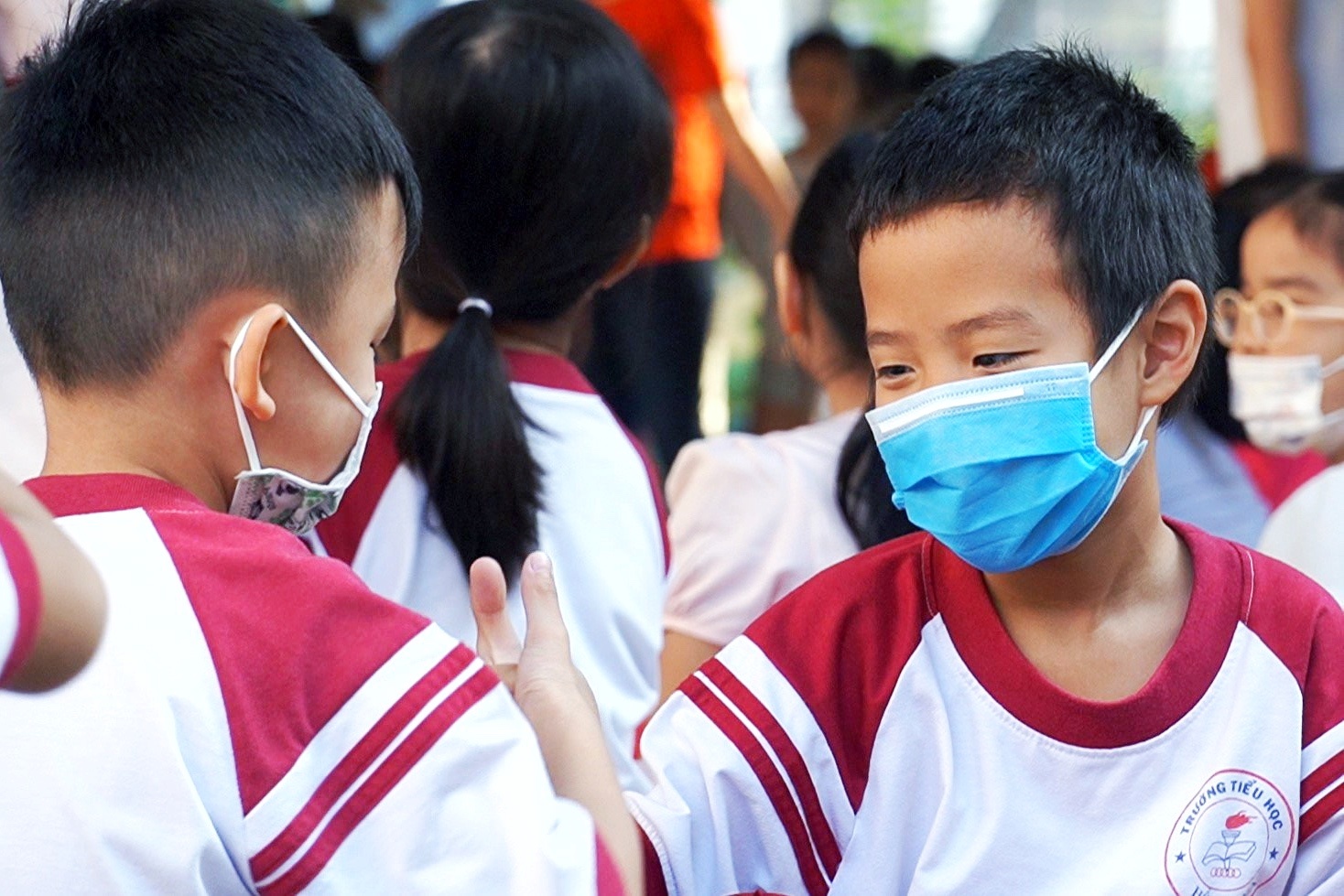 Nhieu phu huynh o TP.HCM mong con duoc nghi Tet som hinh anh