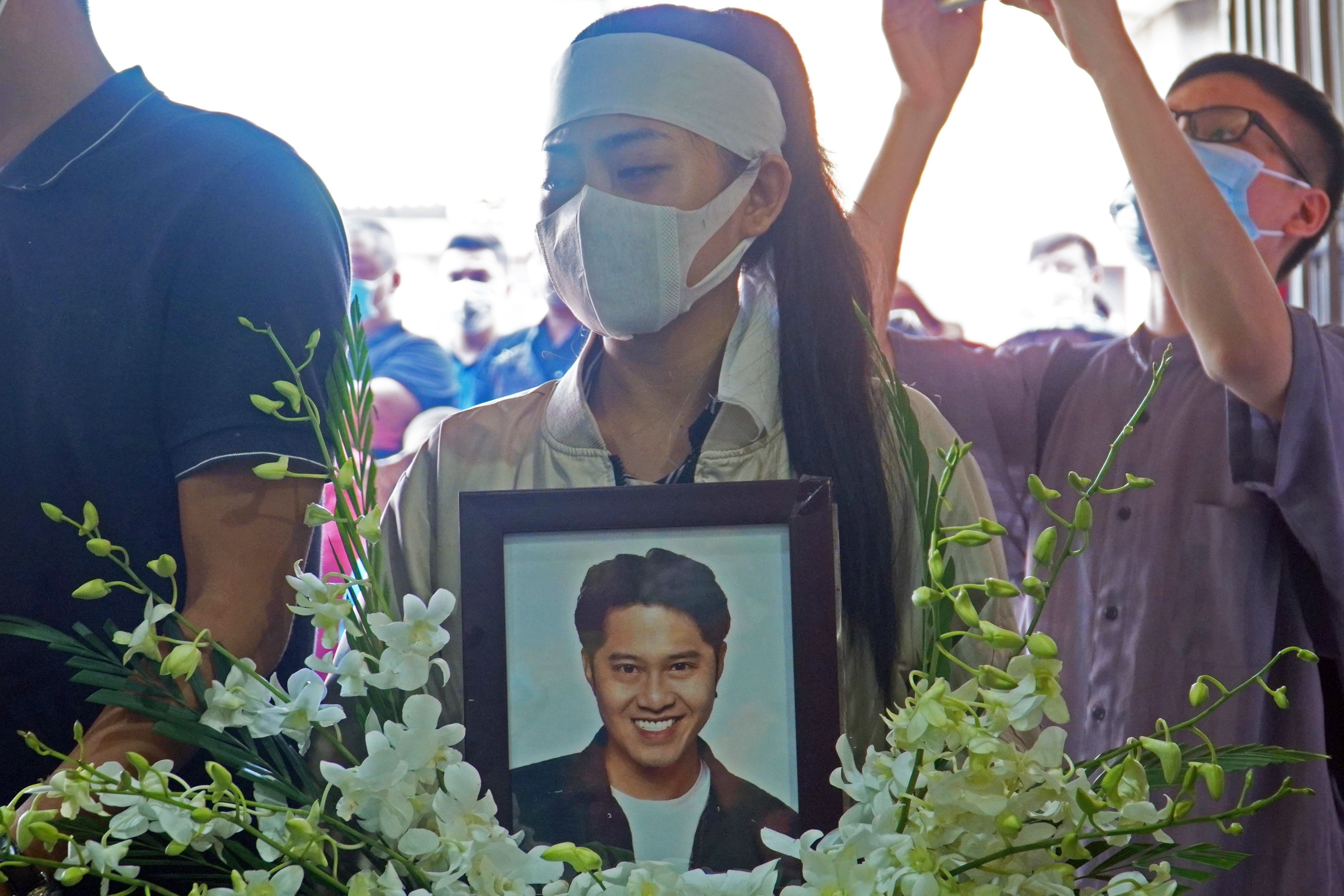 Doan nguoi dua tien dien vien Hai Dang hinh anh