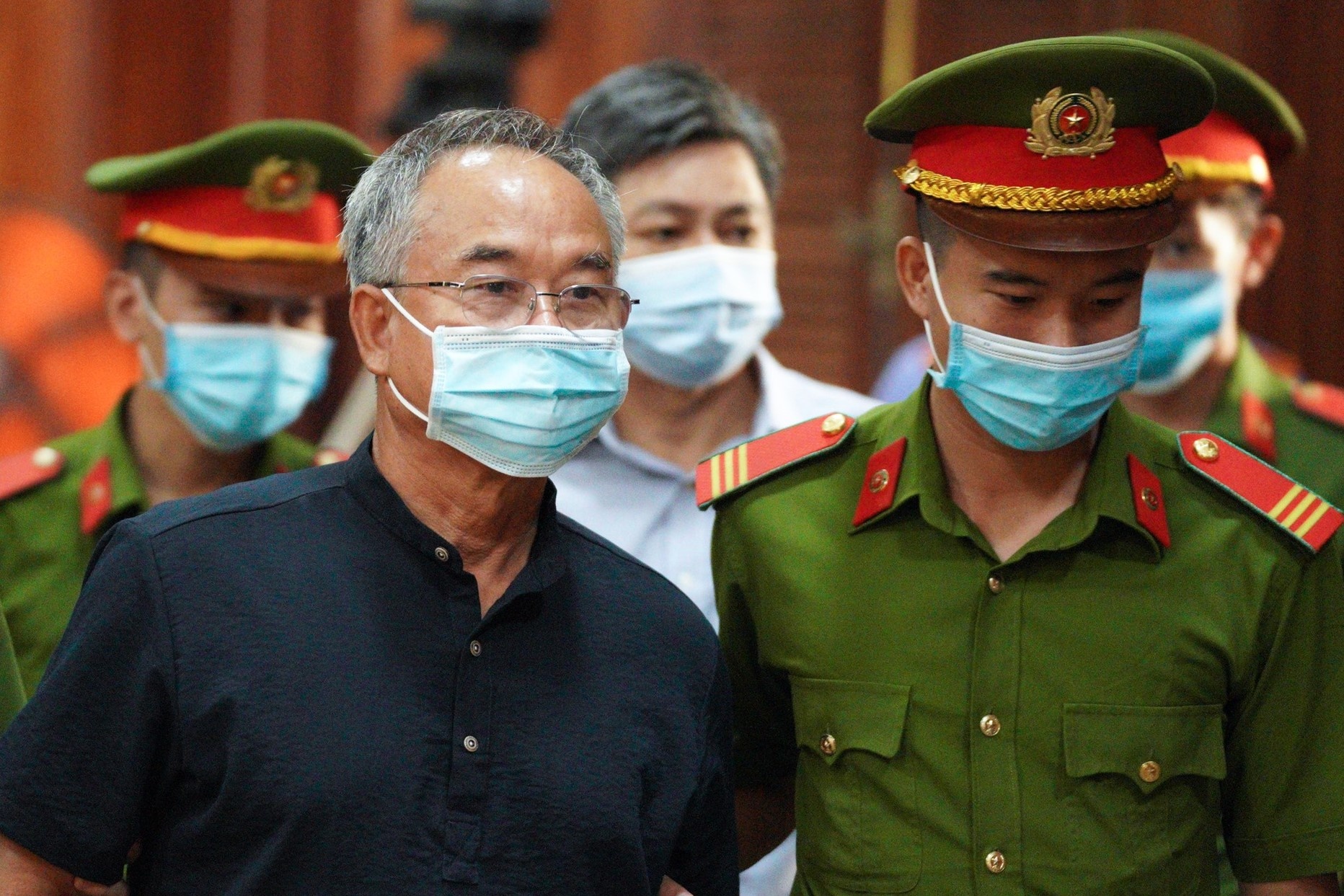 Ong Nguyen Thanh Tai noi viec hoan doi 2 du an hinh anh