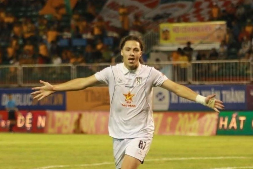 SLNA lên đỉnh bảng V.League lần đầu sau 4 năm