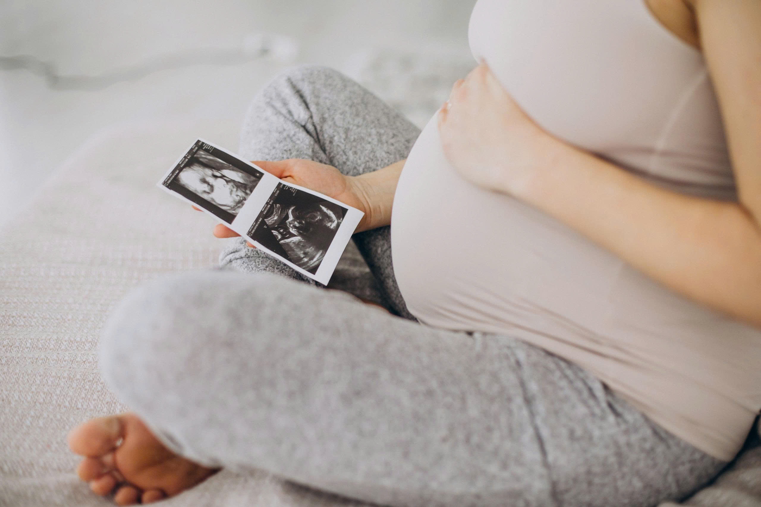 Những xét nghiệm mẹ bầu cần làm trong 3 tháng đầu thai kỳ