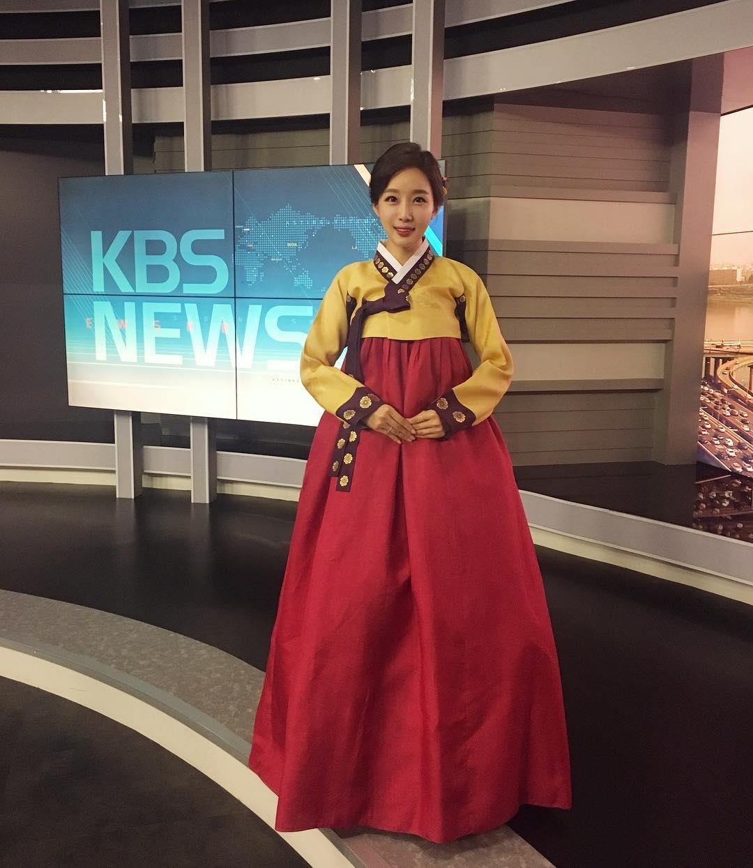 ve dep nong bong cua MC Han anh 1