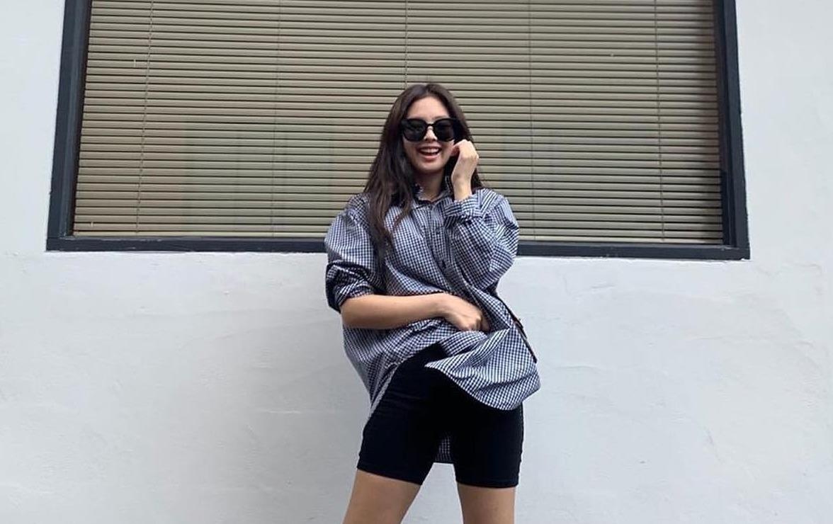 Than tuong Han chuong biker shorts khoe chan thon thang hinh anh