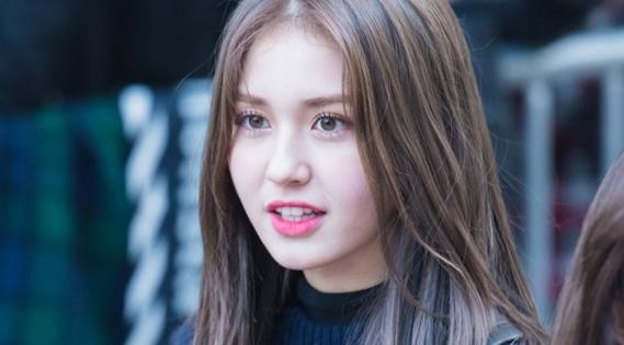 Nhan sac tuoi 18 cua cac nu than tuong Kpop hinh anh