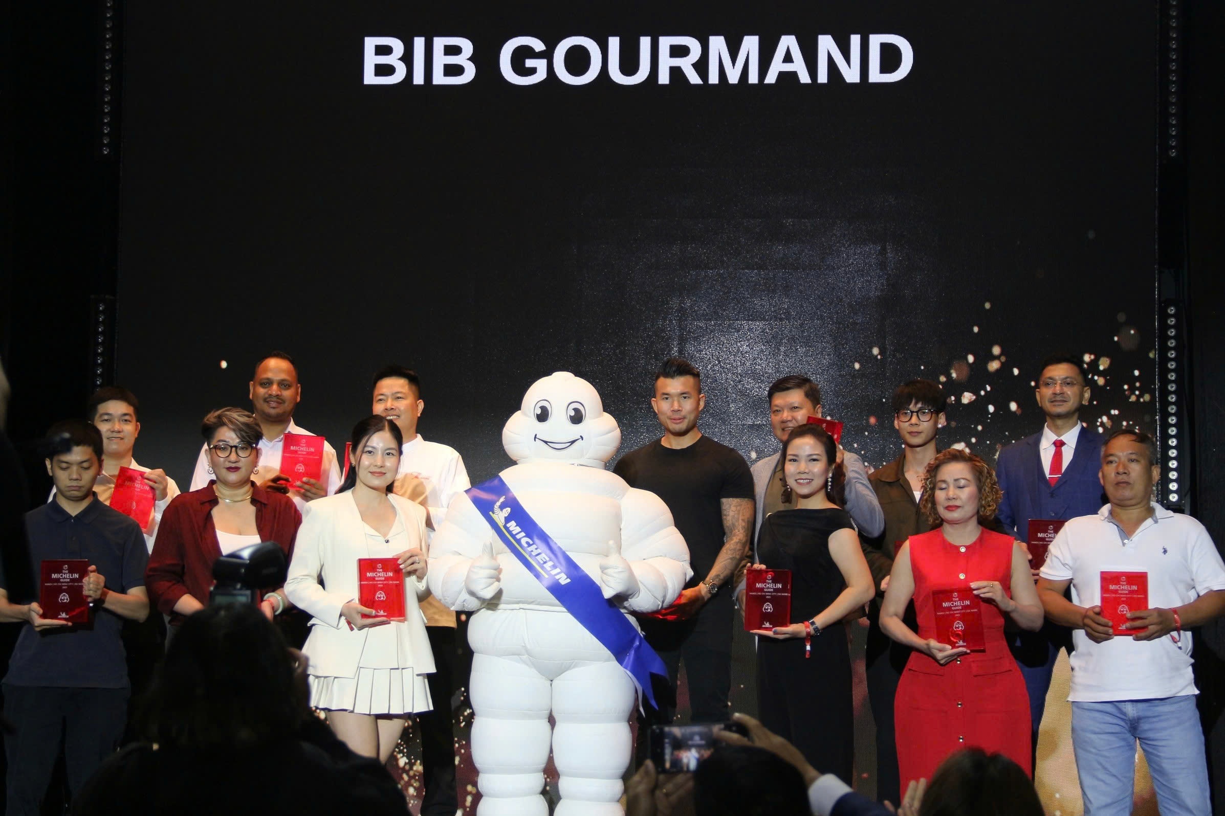 Khong co nha hang TP.HCM lot danh sach Michelin 'mon ngon, gia tot' hinh anh