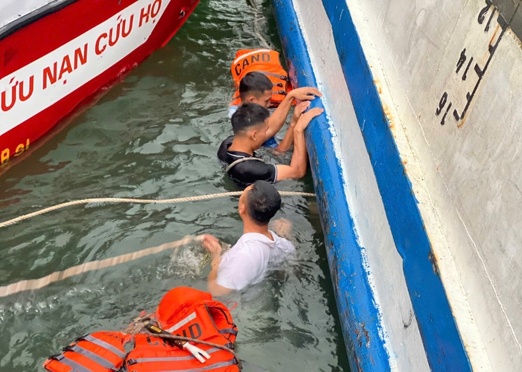 lat tau Quang Ninh anh 6