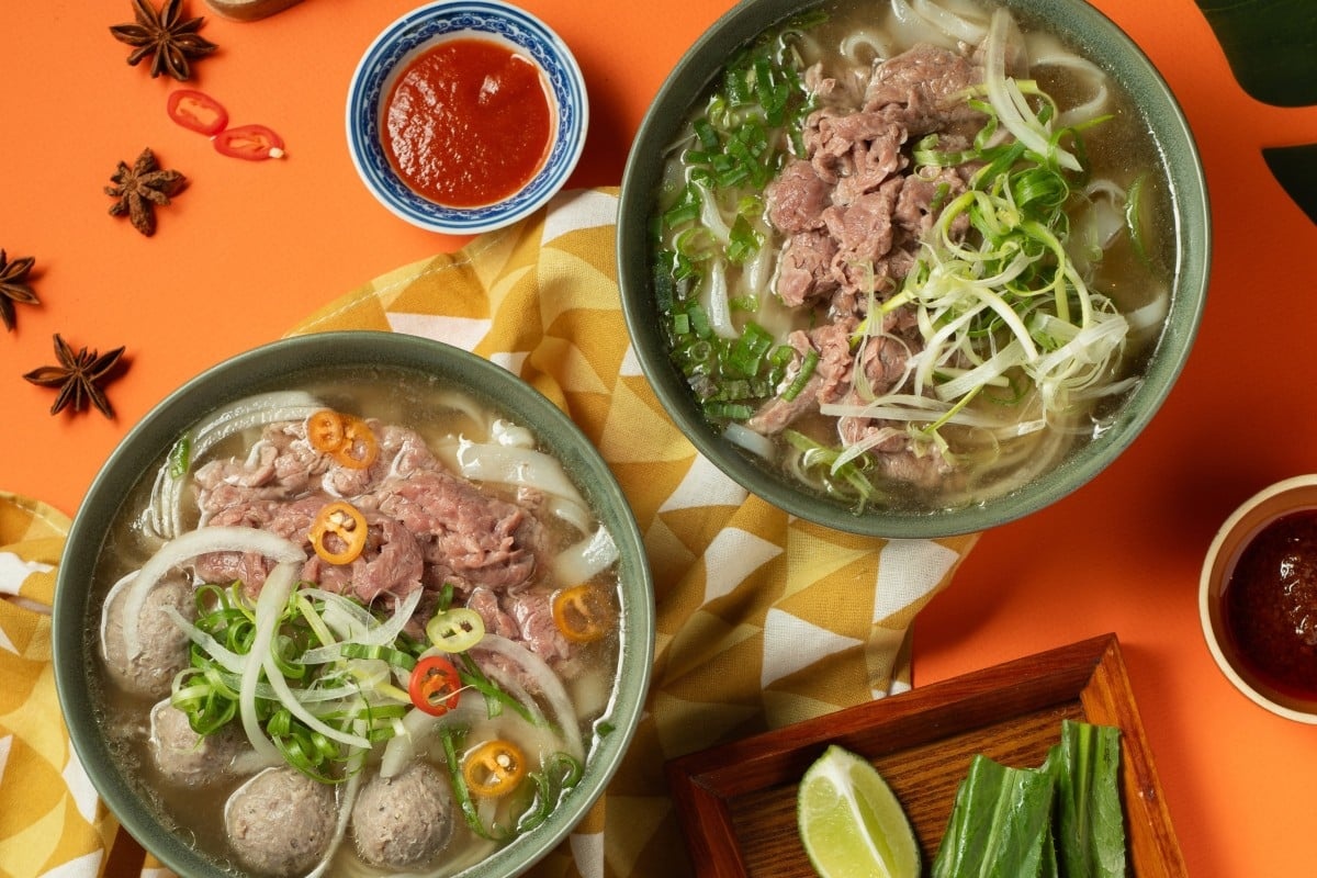 Su 'troi day' cua pho, banh mi, bun cha tai Hong Kong hinh anh