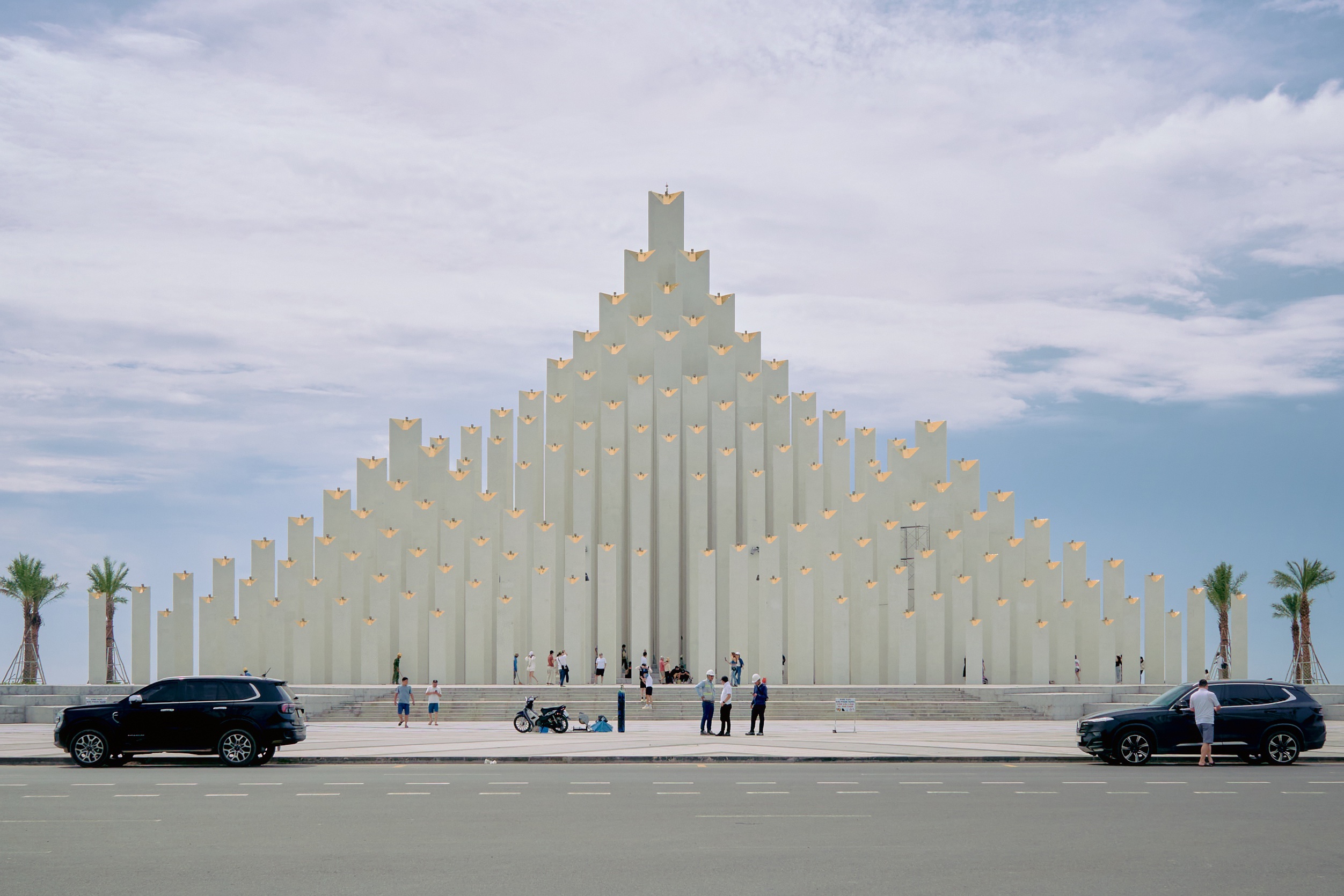 Thap Tam Thang anh 1