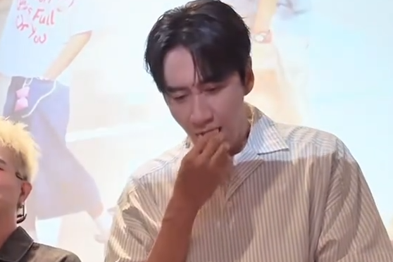 Lee Kwang Soo lien tuc xin bap rang bo tu fan Viet hinh anh