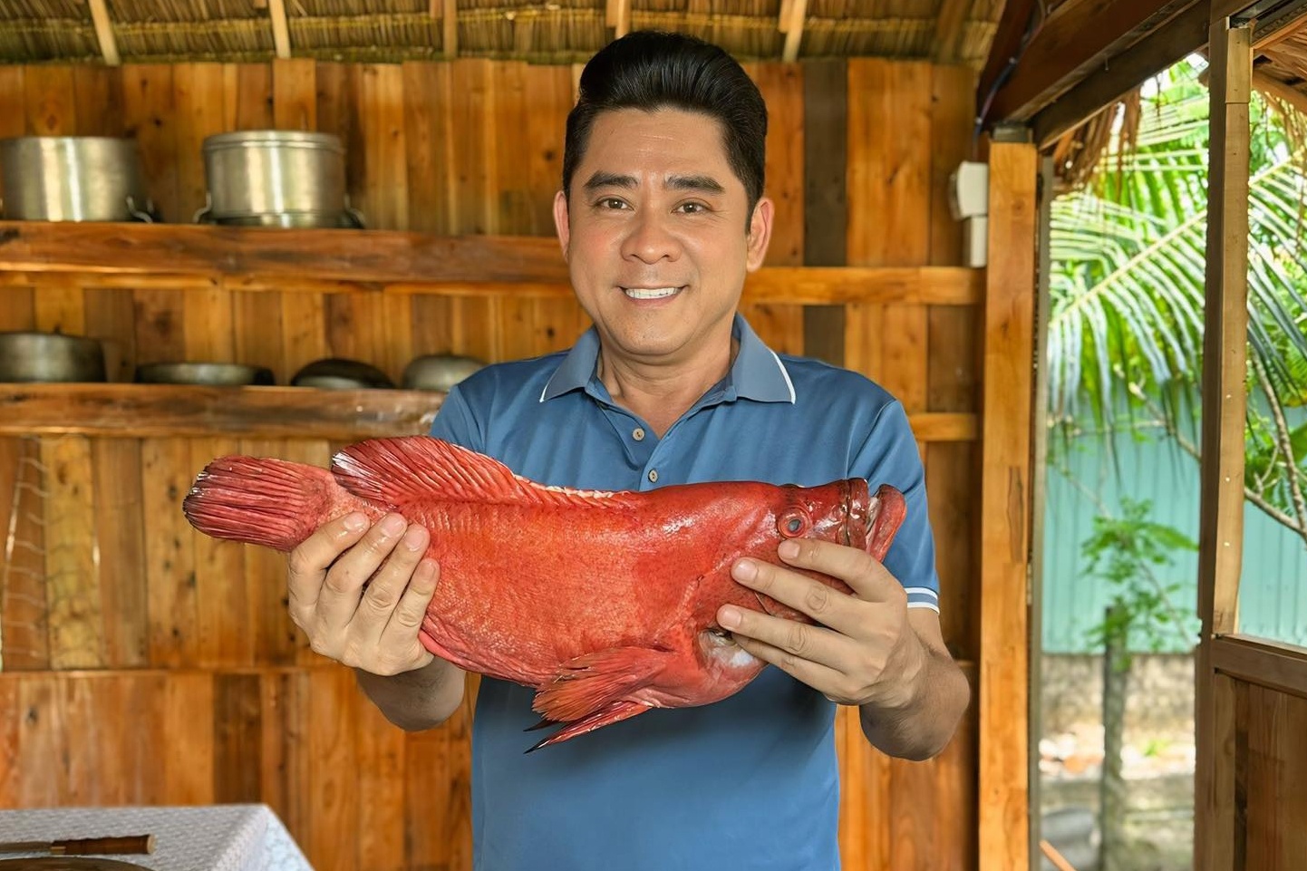 Dien vien Huynh Anh Tuan nau mon bap bo hap bau va cai ket do khoc do cuoi hinh anh