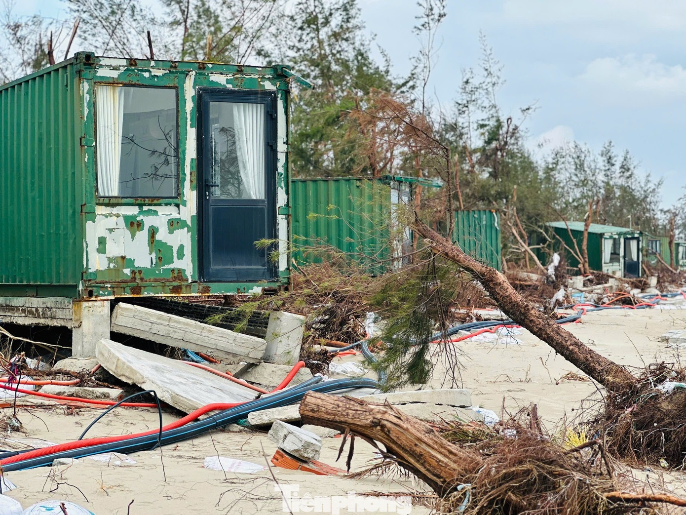 khu nghi duong container anh 2