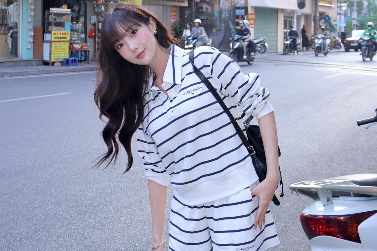 quay roi ho Guom anh 1