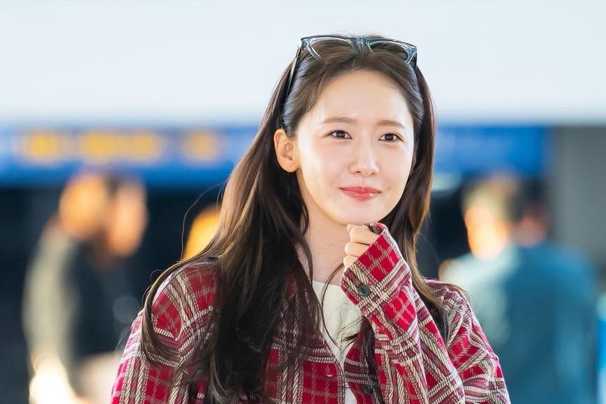 Chuyen di Da Nang 'bao tap' cua YoonA va e-kip 'Ngu tru cua bao chua' hinh anh