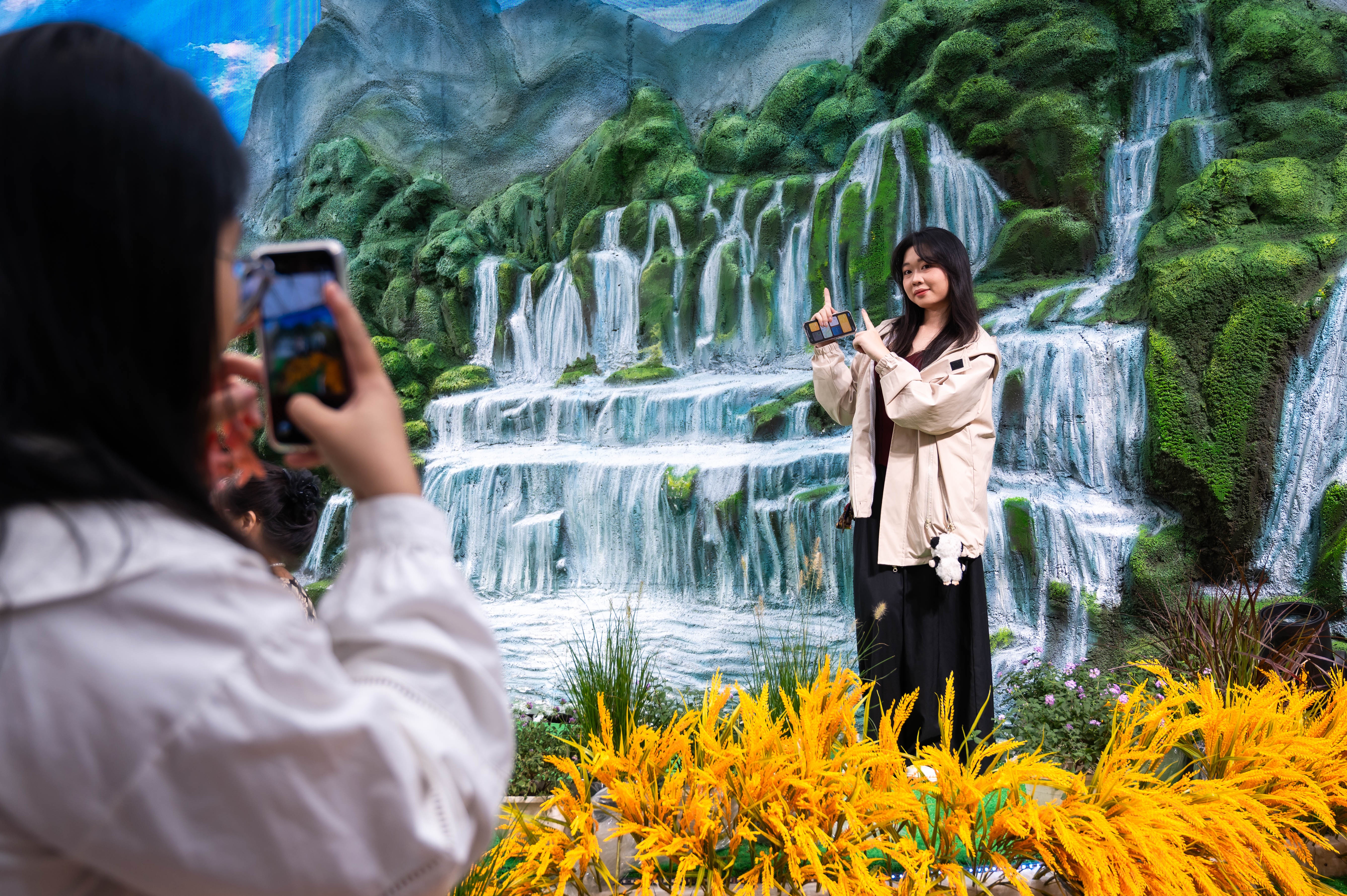 Hoi cho mua thu VEC anh 6