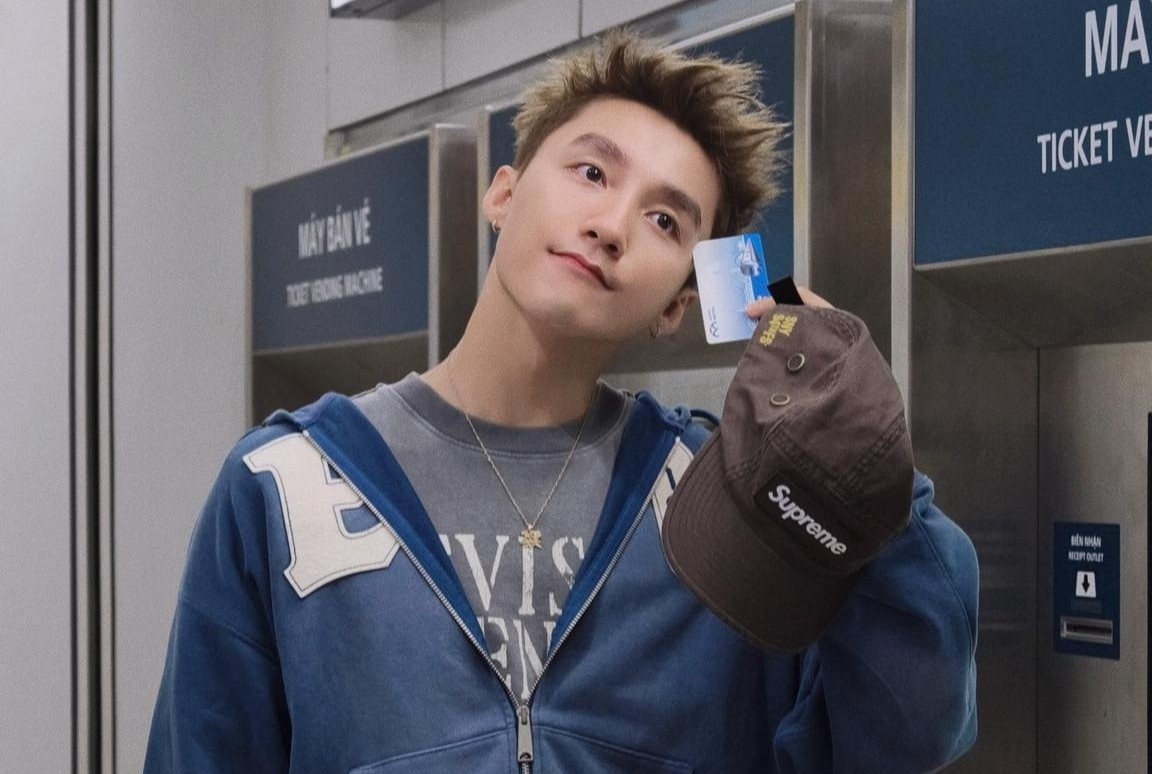 Son Tung M-TP dang video di metro TP.HCM 'ma khong ai bat gap' hinh anh