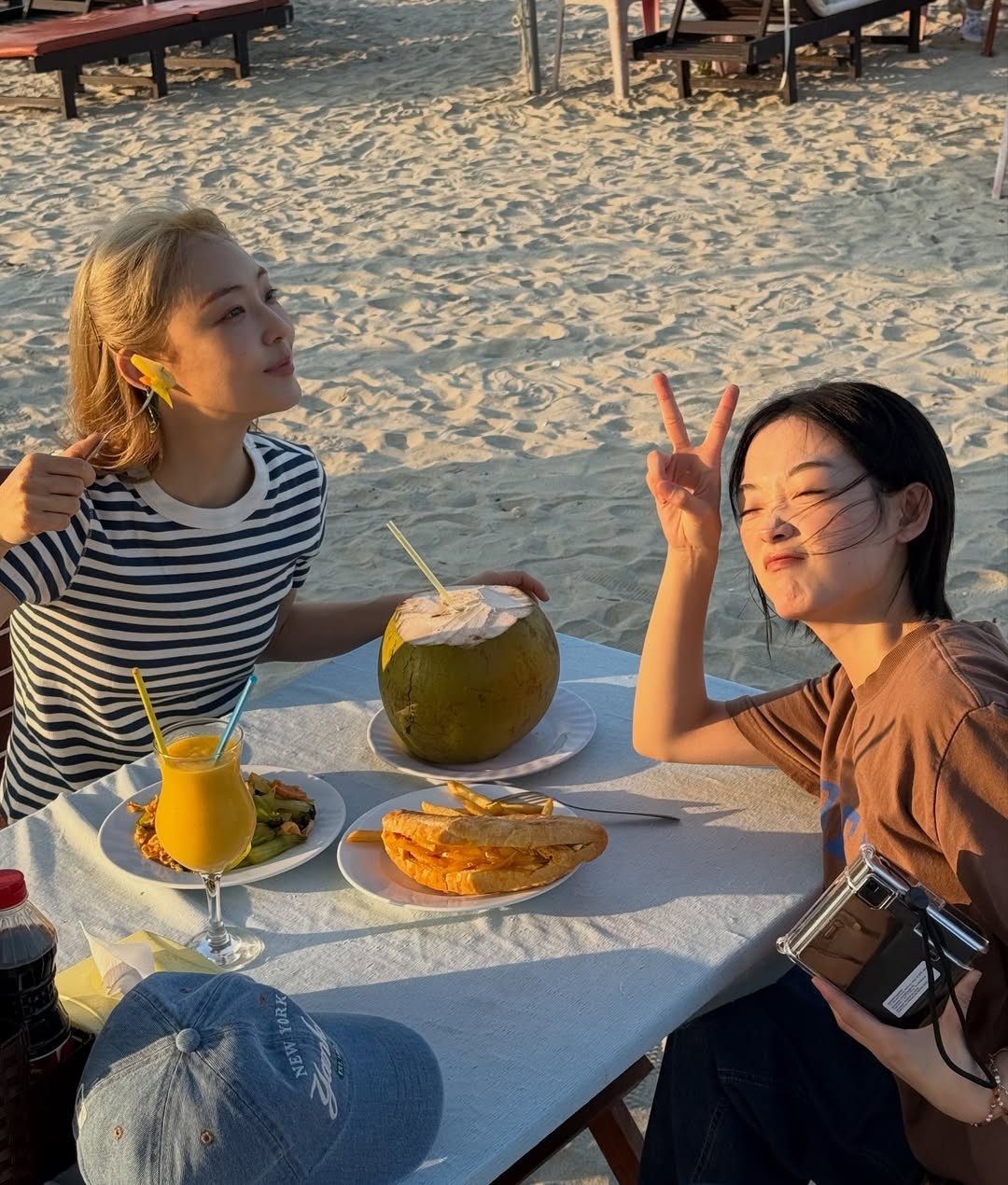 As You Stood By anh 10