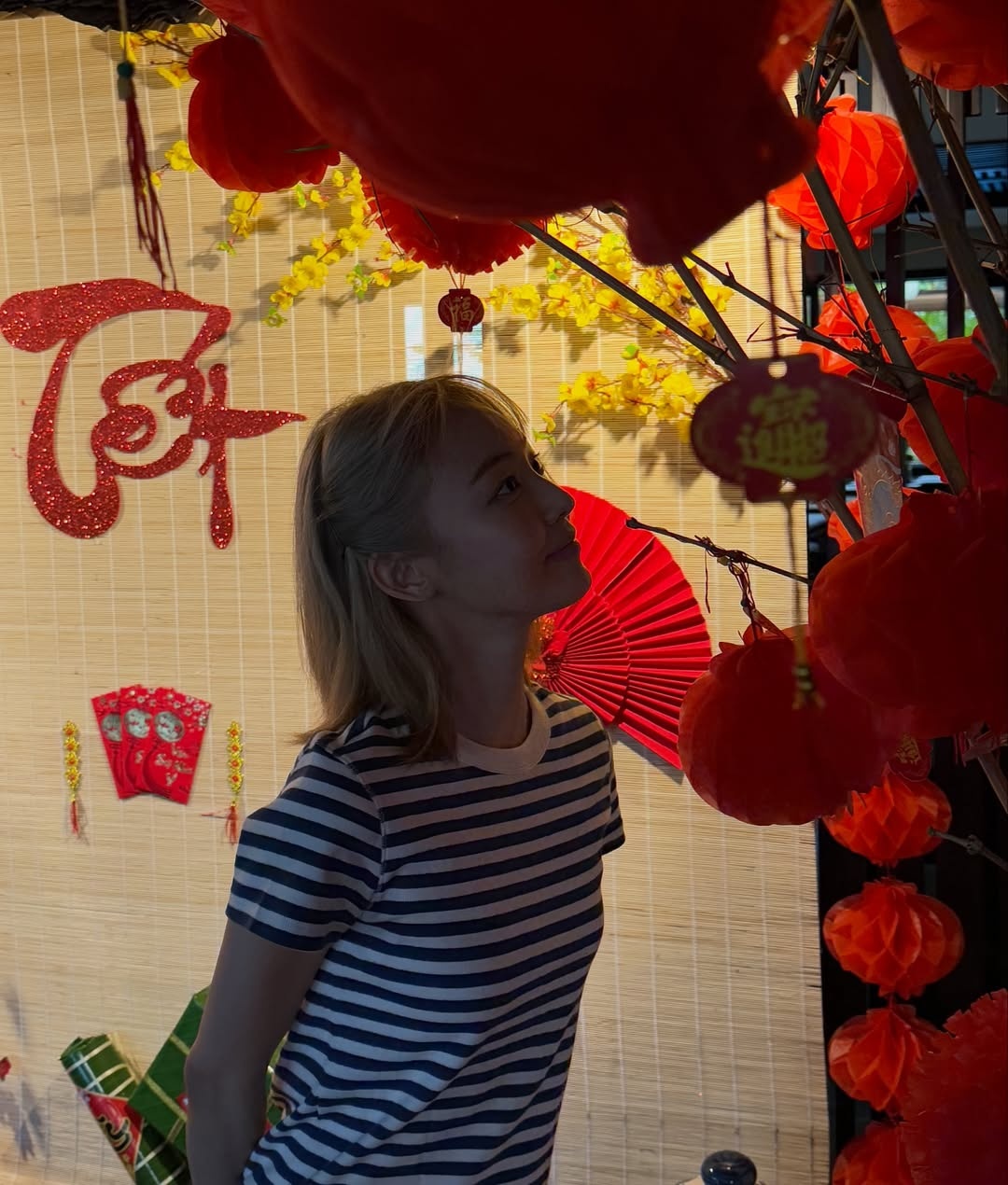 As You Stood By anh 9