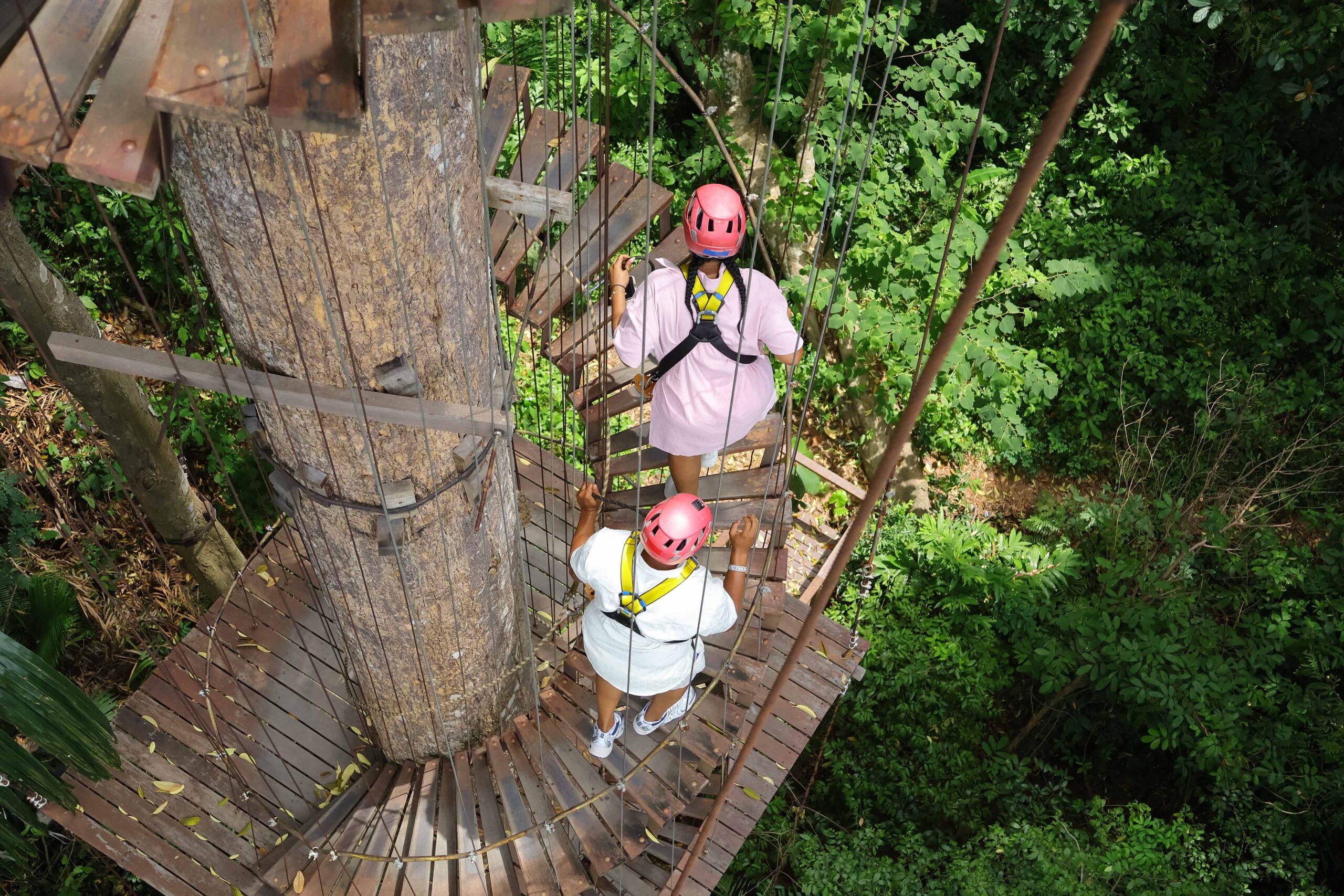 Miss Universe Huong Giang anh 11