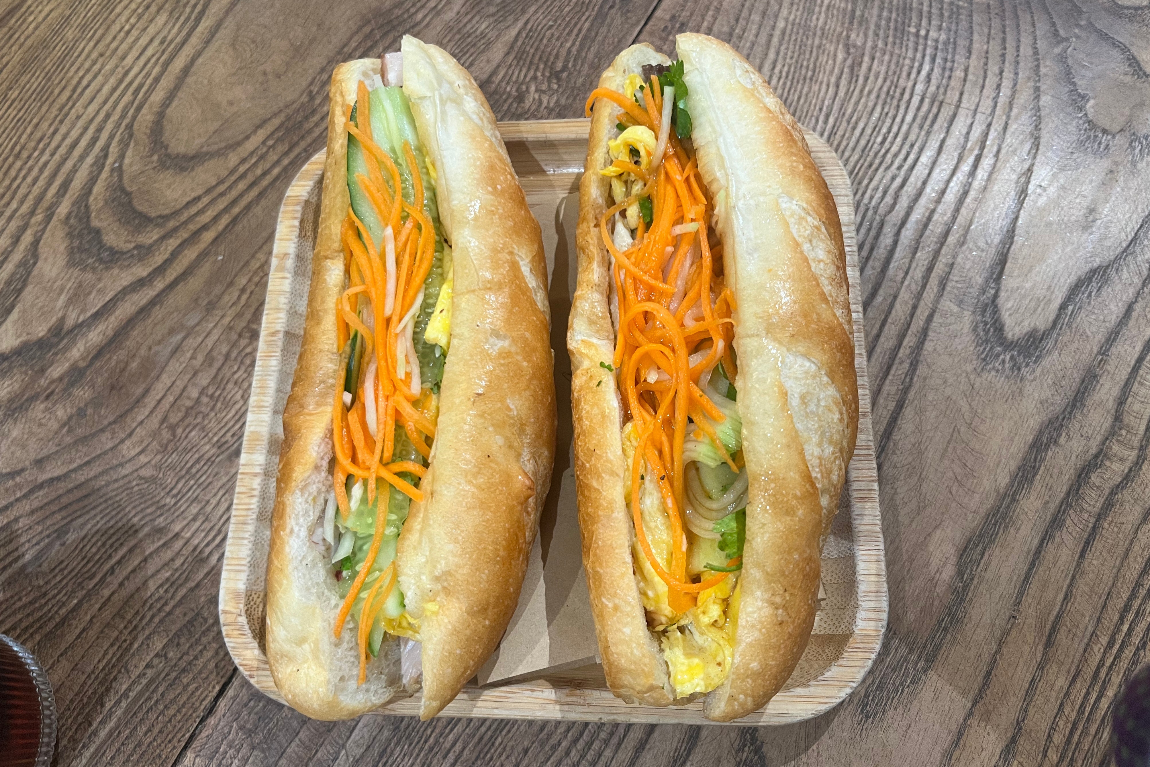 Viet Nam,  khach Tay anh 4