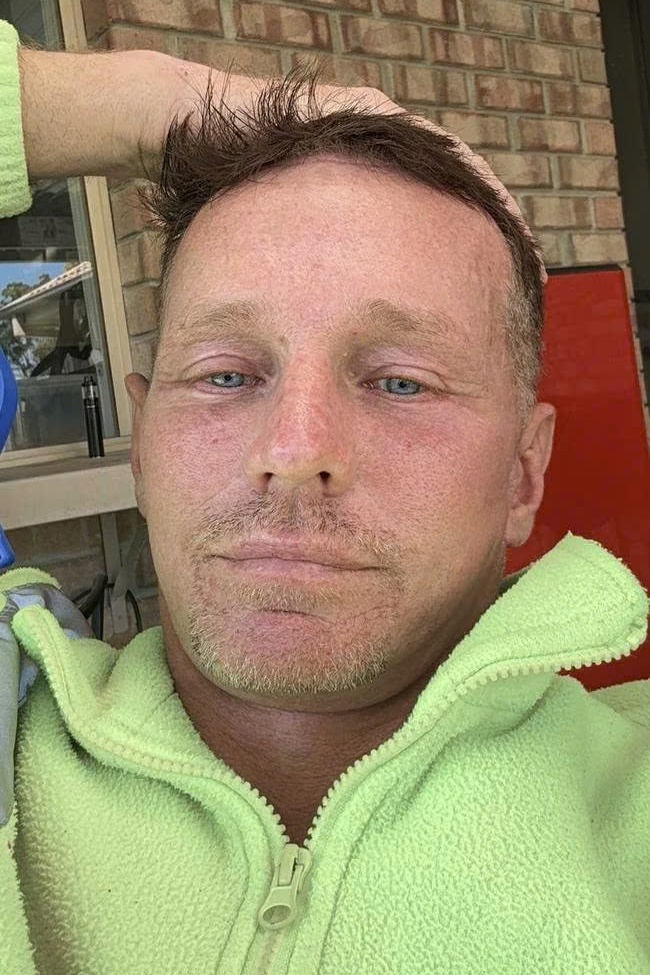 Jason Harrigan,  phau thuat tham my,  Ha Noi anh 1