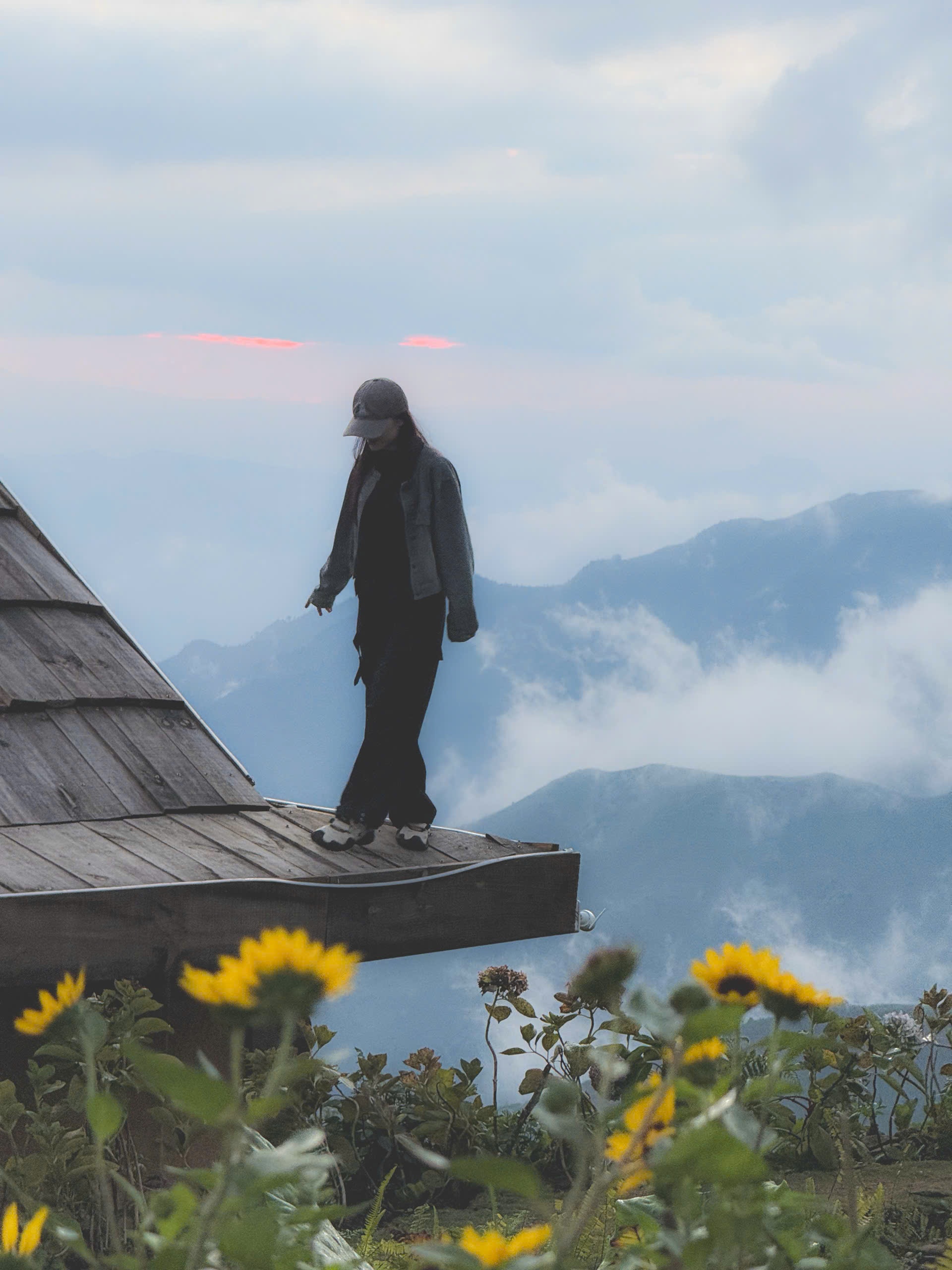 ຕາແສງ, ຮູບຫຼັງຄາ 8 Ta Xua, mai nha anh 8