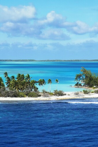 Quoc gia,  it khach du lich anh 9