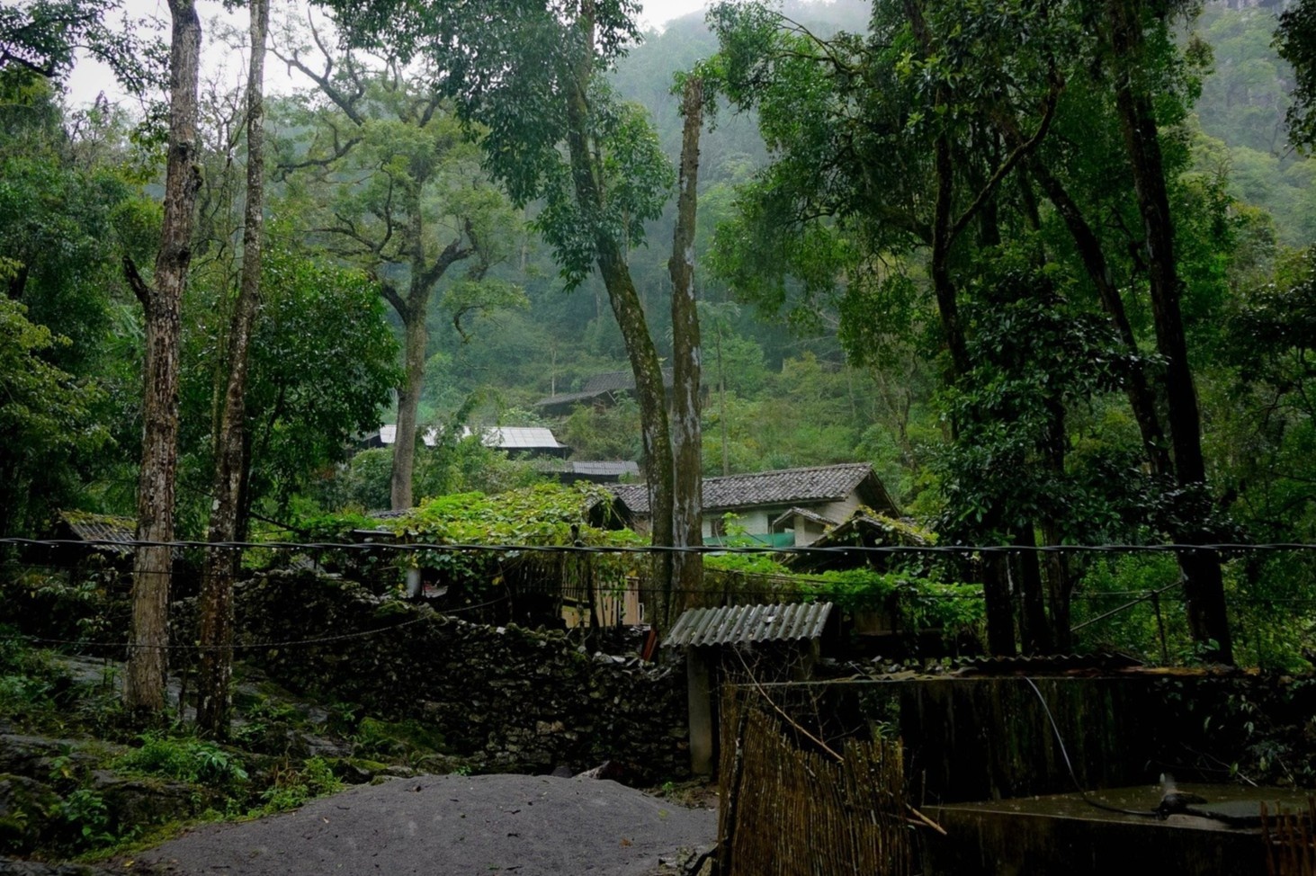 Tu 'lang dia nguc' den nhung thon ban dep nhat Ha Giang hinh anh