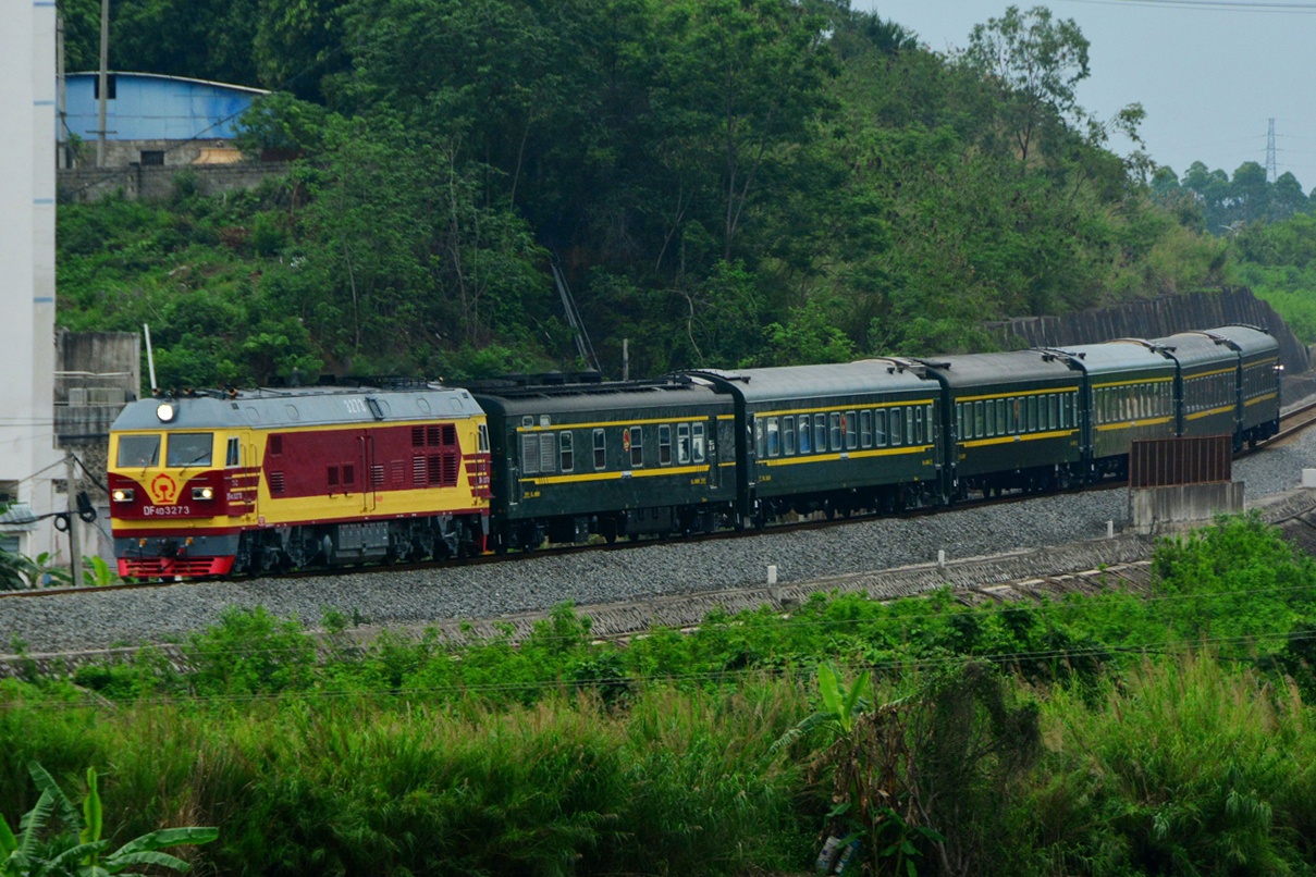 Intermodální vlak, foto 1 tau lien van anh 1