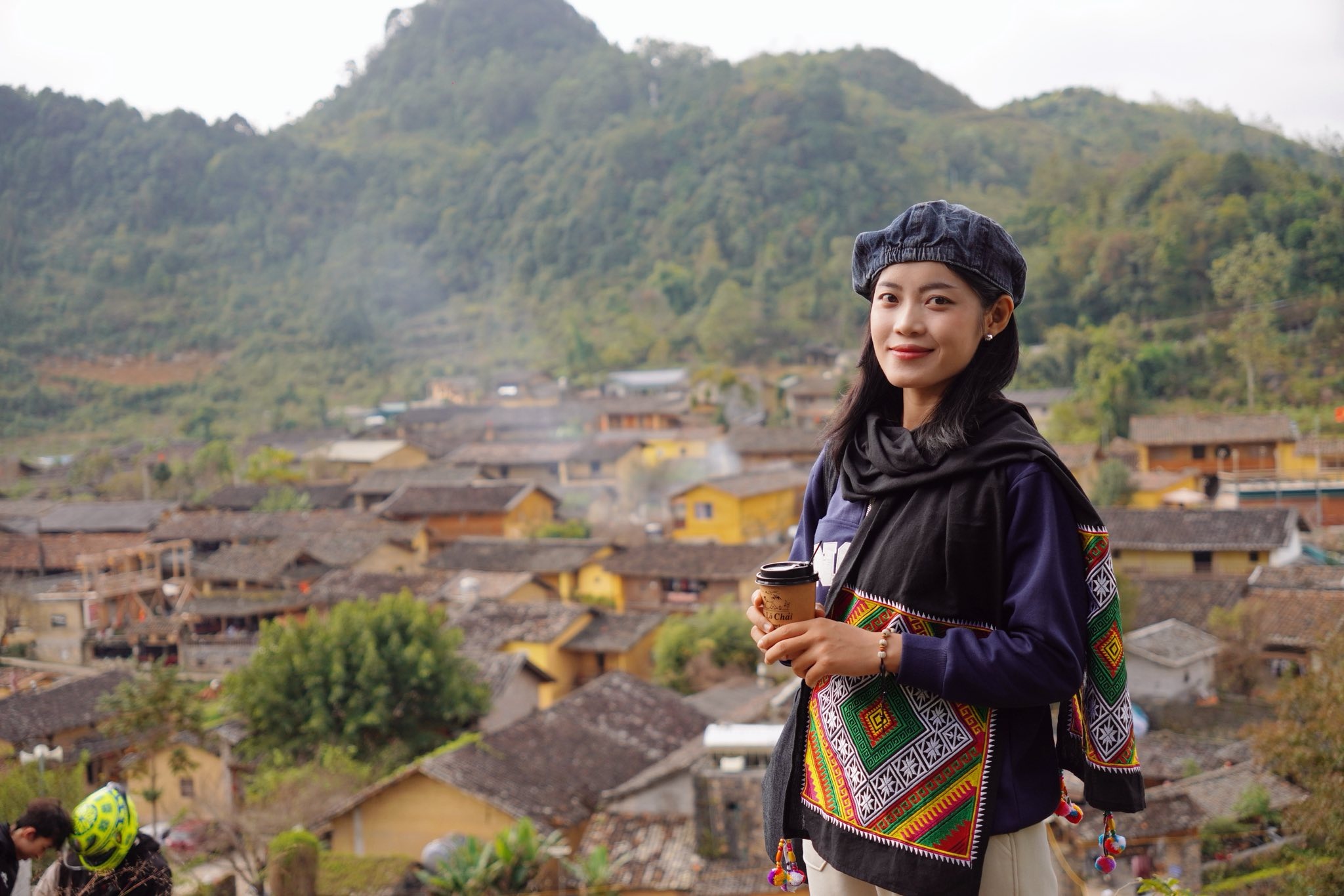 Khong nhan ra ngoi lang 'tot nhat the gioi' o Ha Giang hinh anh