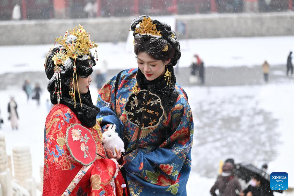 លី សៀន, ទីក្រុងហាមឃាត់ រូបថតទី ៦ Ly Hien, Tu Cam Thanh anh 6