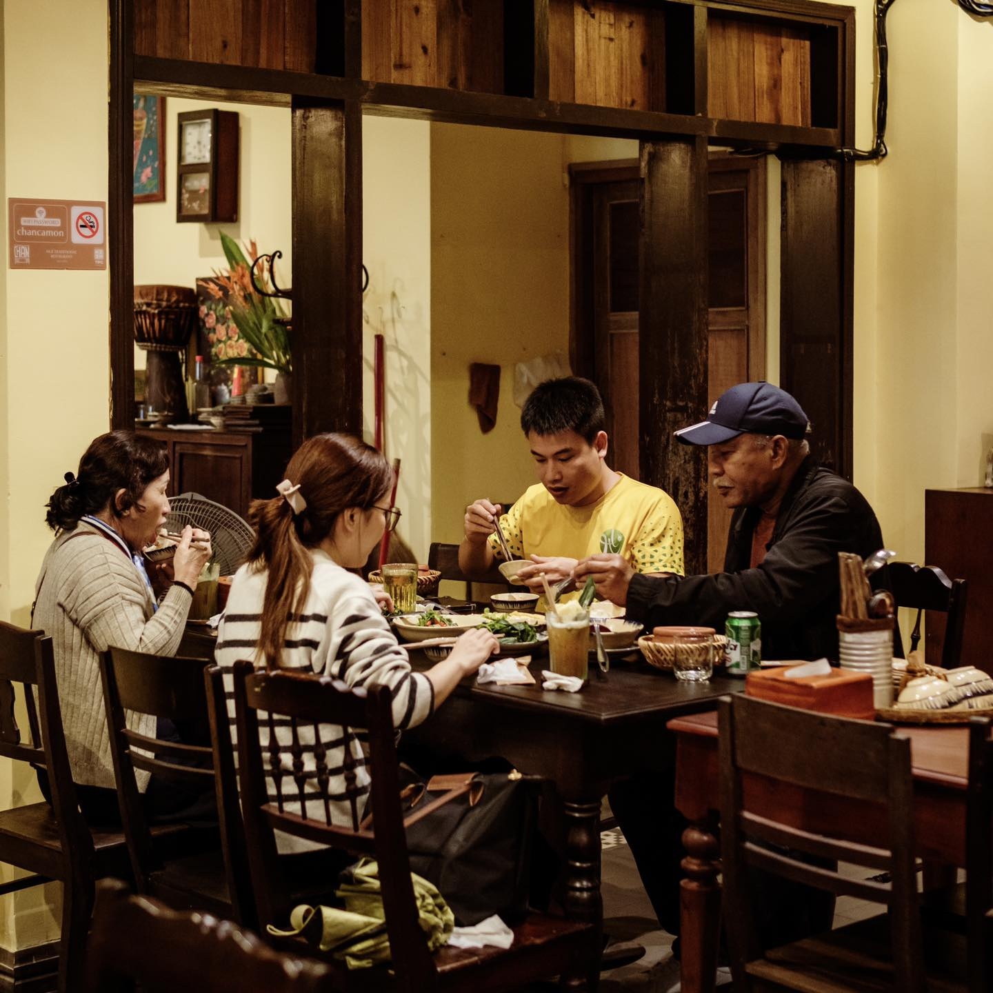 Chạn ảnh 5 Chan anh 5