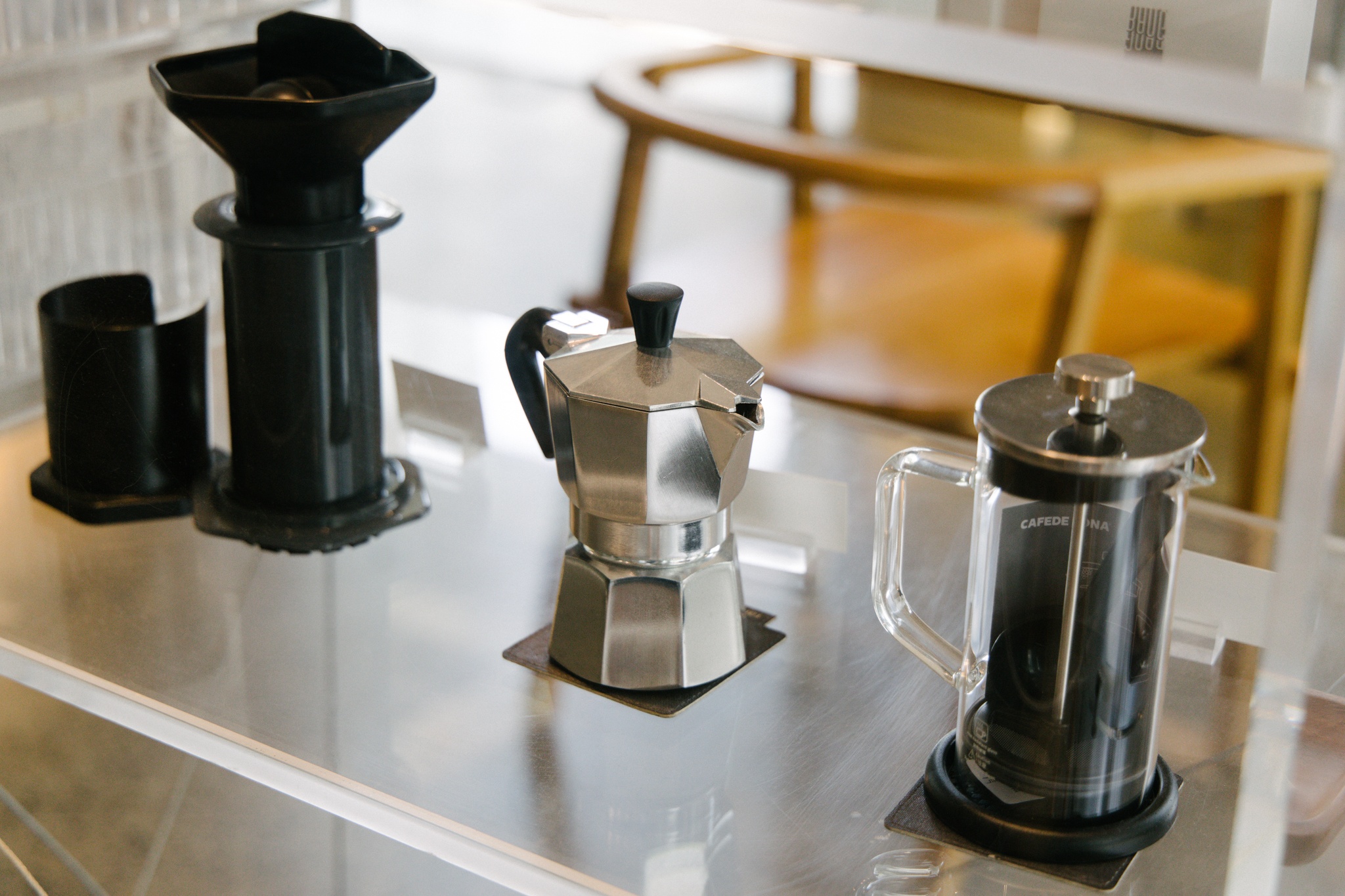 Tu vu nhan vien Highlands bi che 'ngoc' vi mon do uong chua caffeine hinh anh